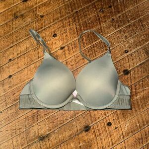 Victoria’s Secret Pink gray 34A wear everywhere push-up bra